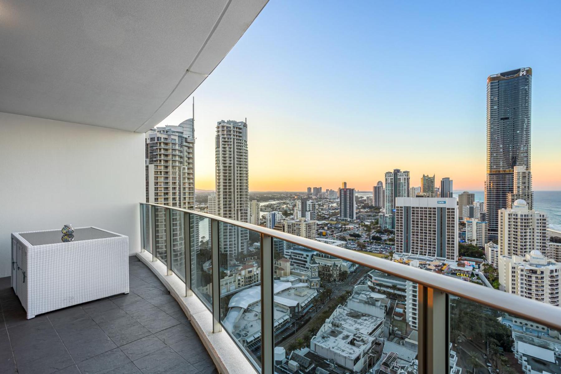 H Star Residences-- Paradise Stayz Gold Coast Exterior foto
