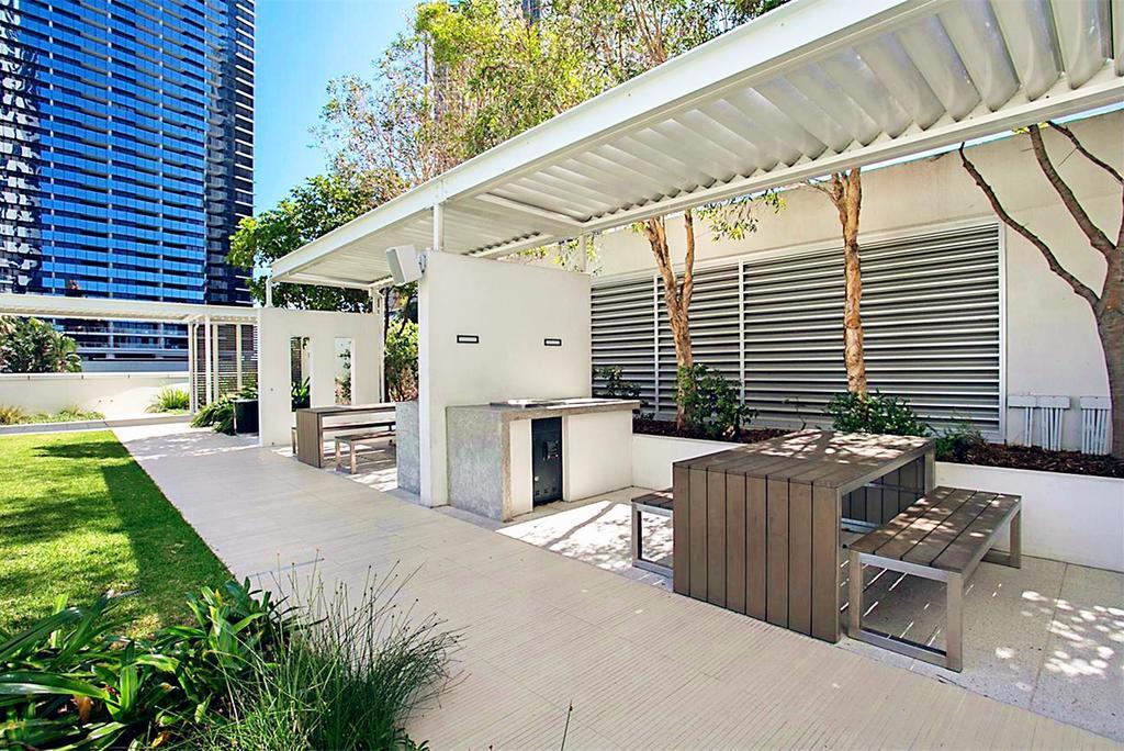H Star Residences-- Paradise Stayz Gold Coast Exterior foto